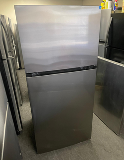 Deal: Element Stainless Top Mount Refrigerator — Clean & Ready