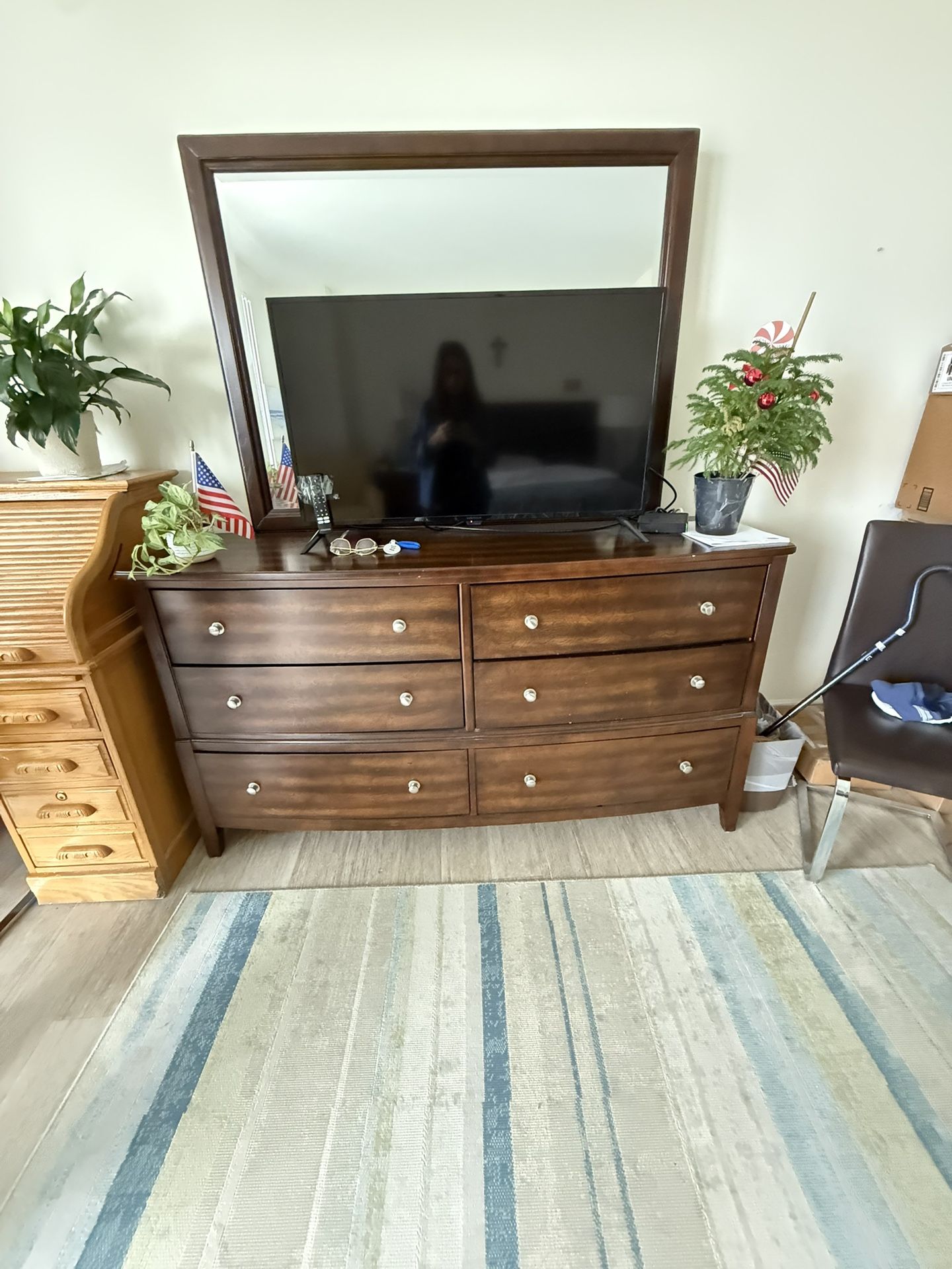 Multiple Bedroom Items For Sale/Best offer
