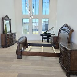 Bedroom Set, King Size 