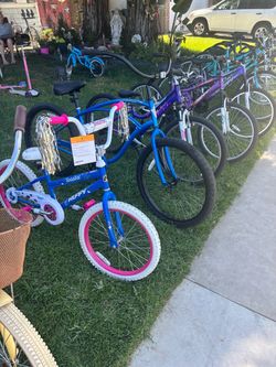 Bikes, for sale send me a message for the prices. Bike is not a dollar.