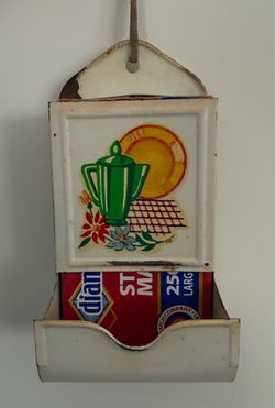 Wall Hanging Kitchen Match Holder