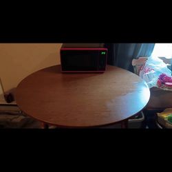 Table With Four Chairs Bring Pliers To Take Off The Legs CASH ONLY 