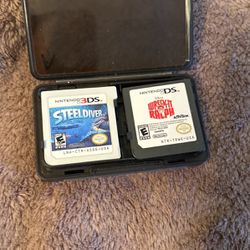 Nintendo 3dS Games And Case 