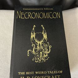HP Lovecraft: Necronomicon