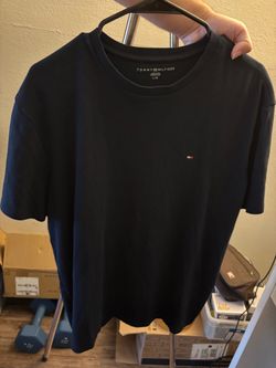 Tommy Hilfiger Navy Crew Neck T-Shirt size Large