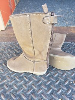 Gap baby girl boots 5