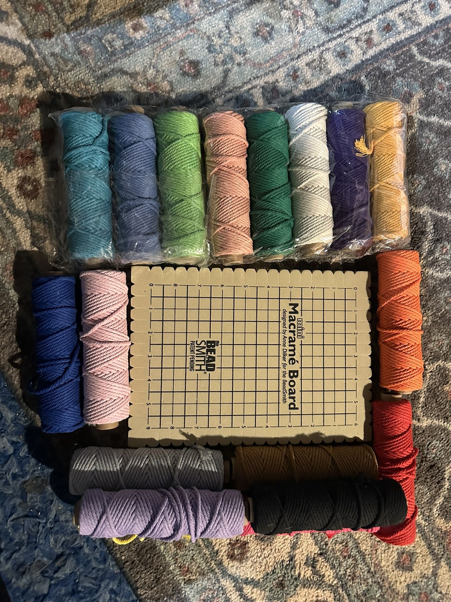 Macrame Board And 18 Colors