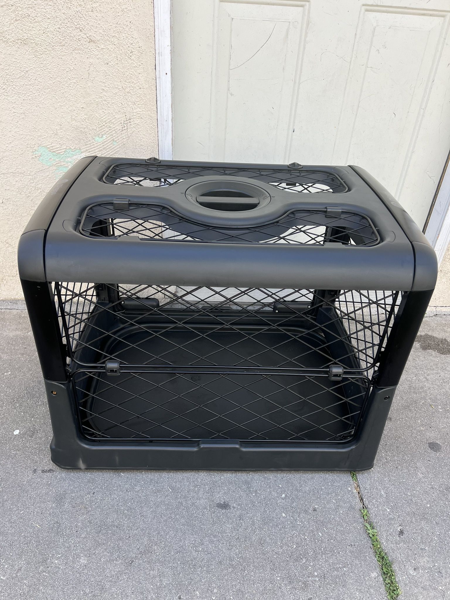 DIGGS DOG CRATE