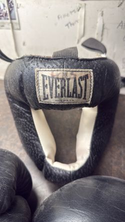 Vintage Boxing Memorabilia