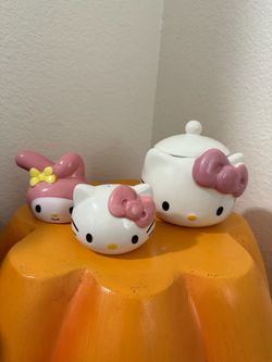 HELLO KITTY BUNDLE OF SUGAR POT & SALT & PEPPER SHAKERS