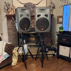 Speakers 