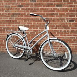 NEW HUFFY NASSAU SILVER SINGLE SPEED WOMENS LADIES STEP THRU BEACH CRUISER BIKE