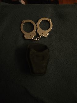 Peerless Handcuffs
