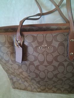  Authentic Coach Signature City Zip Tote 