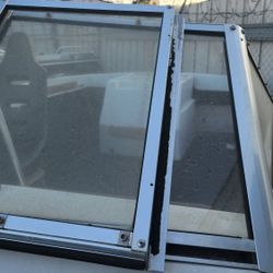 1988 Bluewater Windshield 