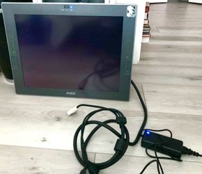 Wacom Cintiq 21UX graphics tablet & Pen