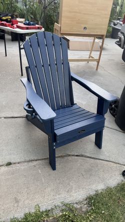 blue lawn chairs