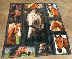New Beautiful Horse Theme Blanket. White Sherpa Back. Very nice quality