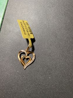 10k real solid gold with real diamonds pendant 1” and 1 gr