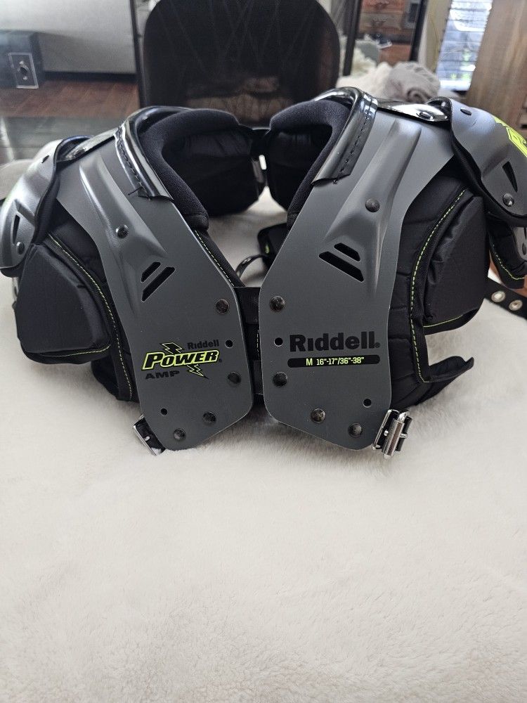 Riddell Power AMP Shoulder Pads Size M
