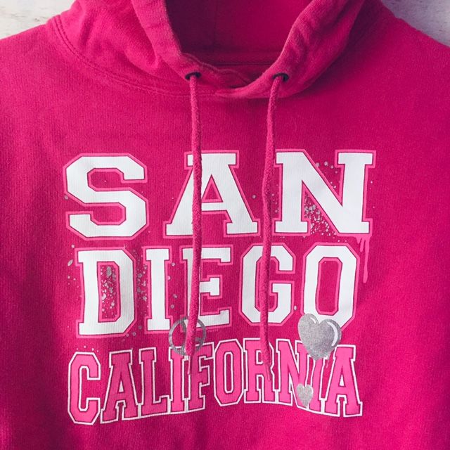 Wings Beach Outfitters San Diego Pullover Hot Pink Sz M Teens Hoodie Sweatshirt