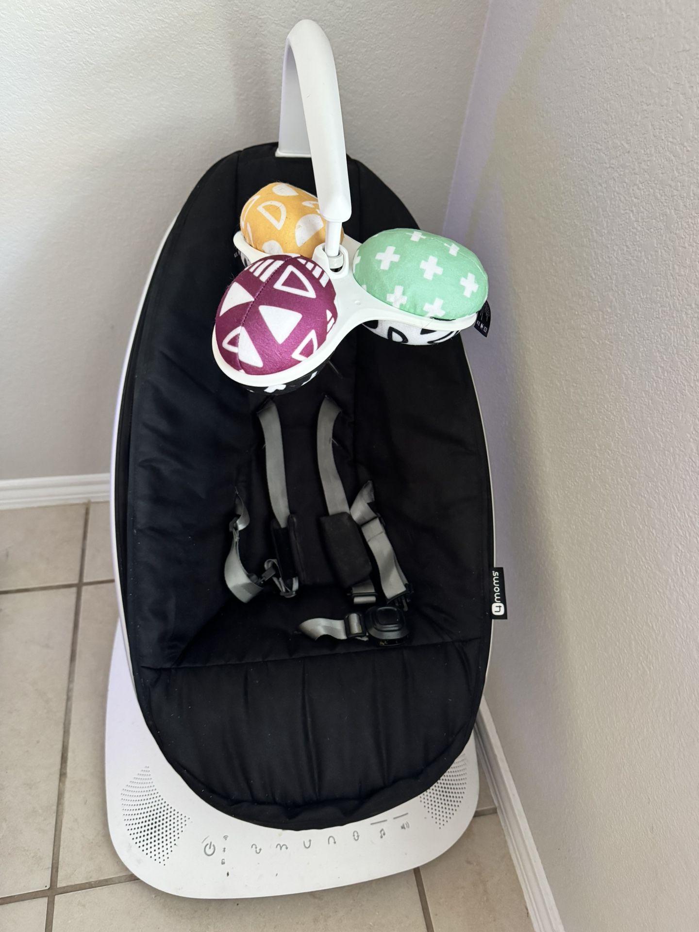 4moms mamaRoo Multi-Motion Baby Swing Smart Connectivity