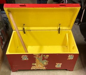 1940s Toy Box