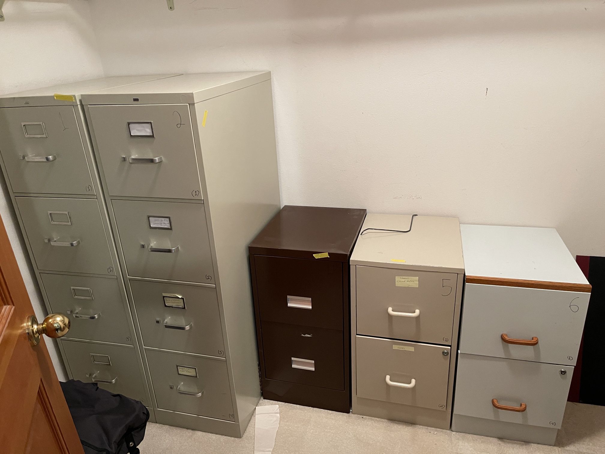 Various Sizes Of Filing Cabinets 