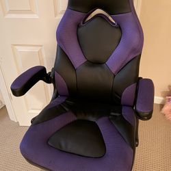 Girls Gaming Chair EXCELLENT Condition