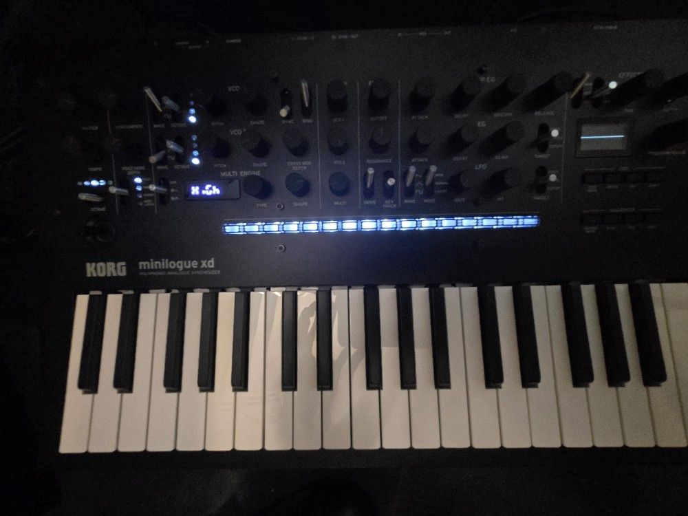 Korg minilogue xd