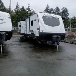 2023 Kodiak 32 Ultimate