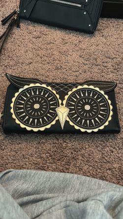 Loungefly owl wallet