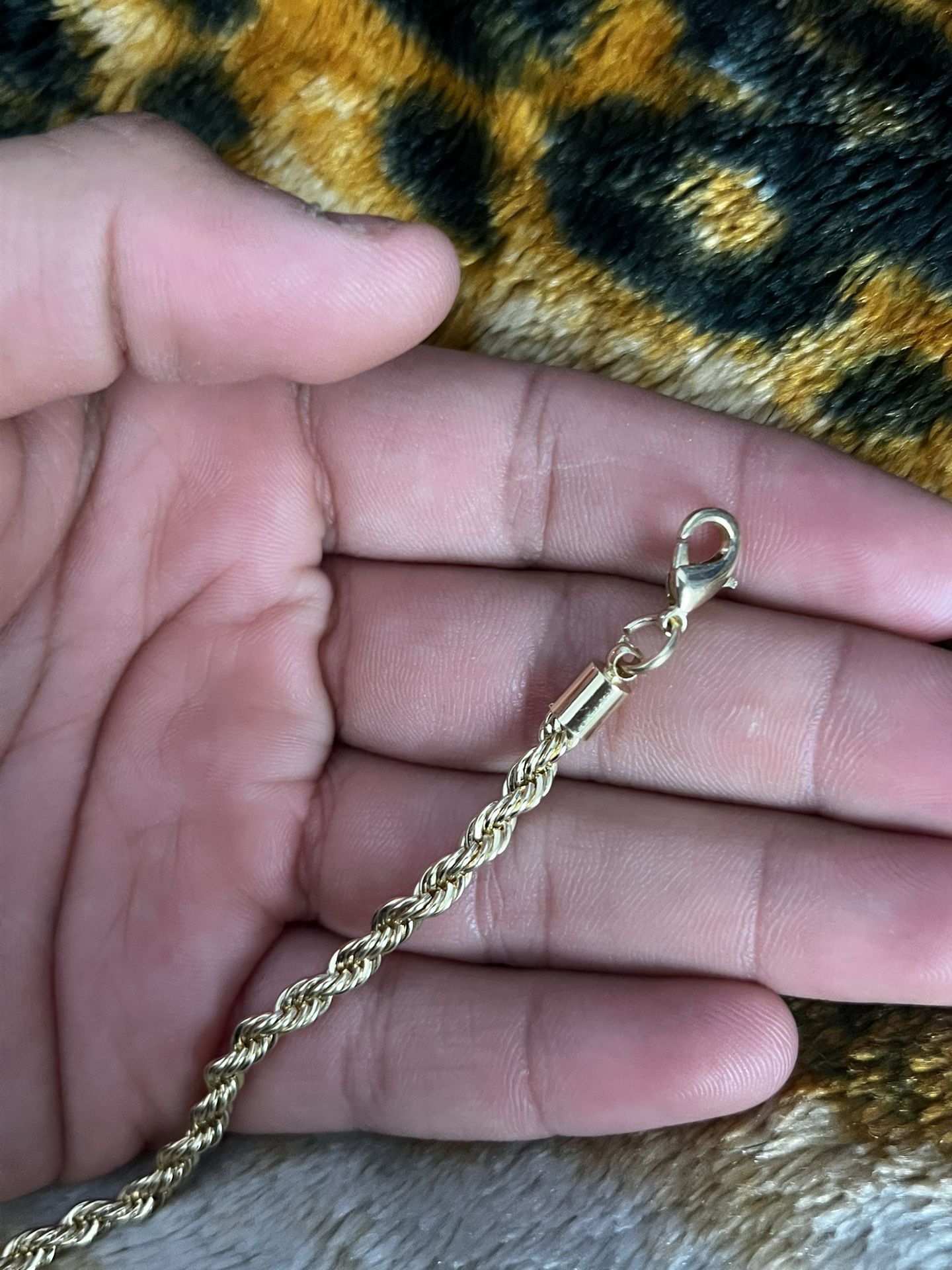 Plated Rope Gold Chain 22in $90 Or Trade Text Me