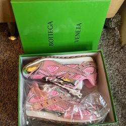 Bottega Veneta Pinkk Size 10