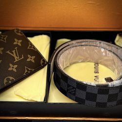 Luis Vuitton Belt Plus Wallet Combo 