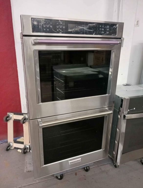 New Kitchen Aid 30” Double Wall Oven