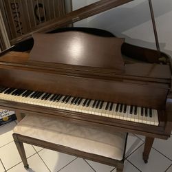 George Steck & Co. Grand Piano – Classic Style **Negotiable**