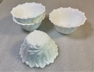 Indiana Milk Glass Vintage, White, Wild Rose w/Leaves Pudding Condiment Holiday Bowls 4.5"w, Lot of 4