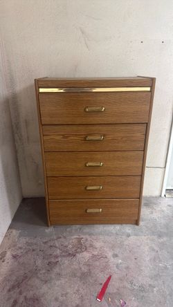 Dresser