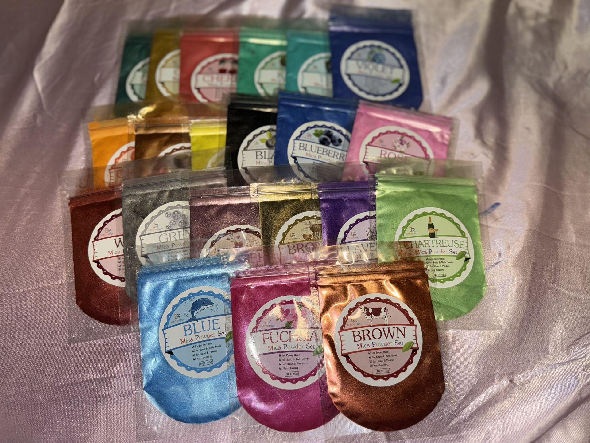 21 Piece Mica Powder Set