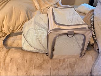 Dog carrier with extended side (new)