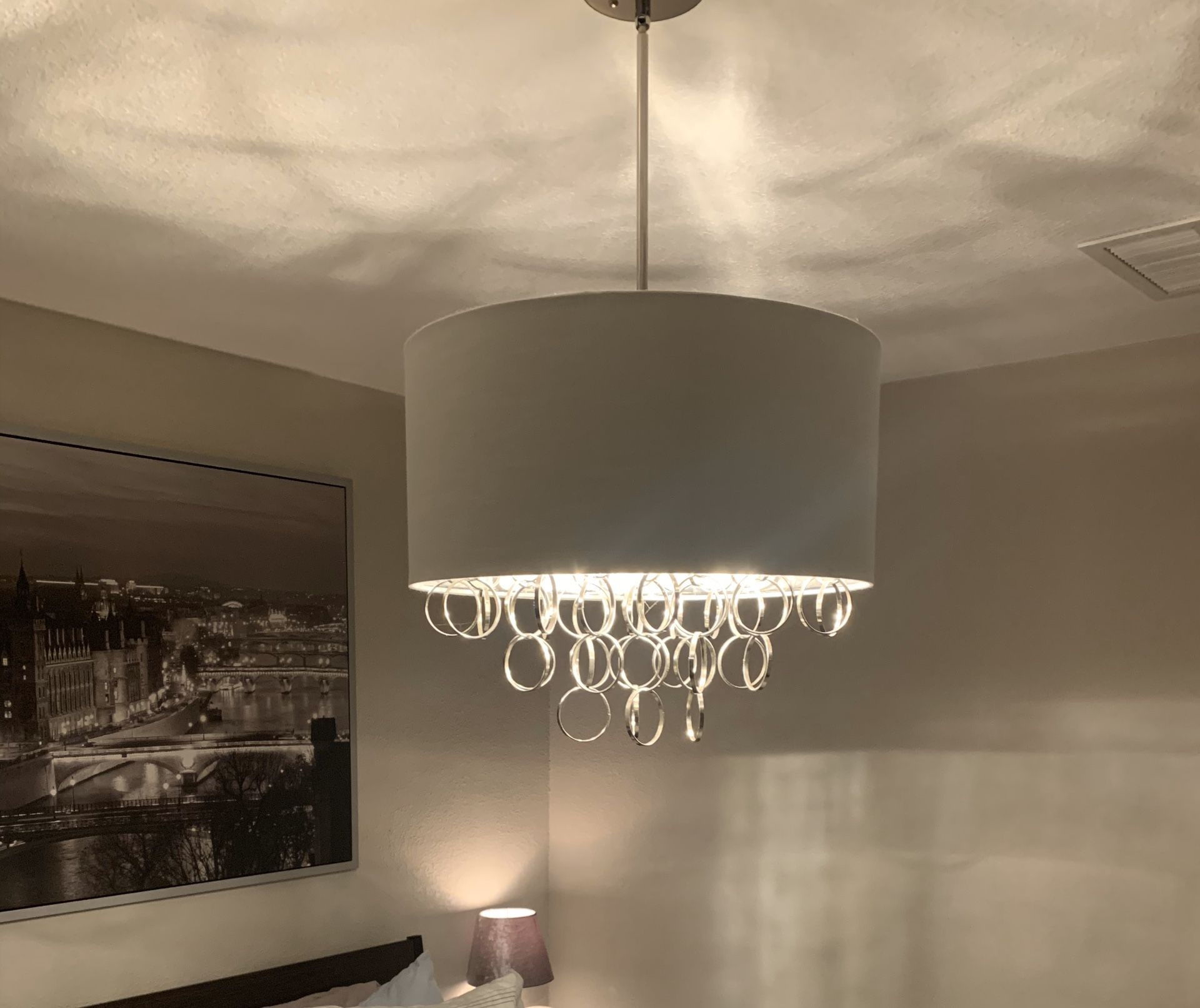 Modern pendant chandelier