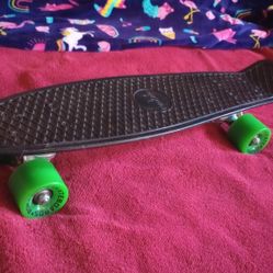 Rimable Penny Board And Knee, Wrist , Elbow Protection