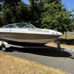 2005 Crownline 210 Open Bow