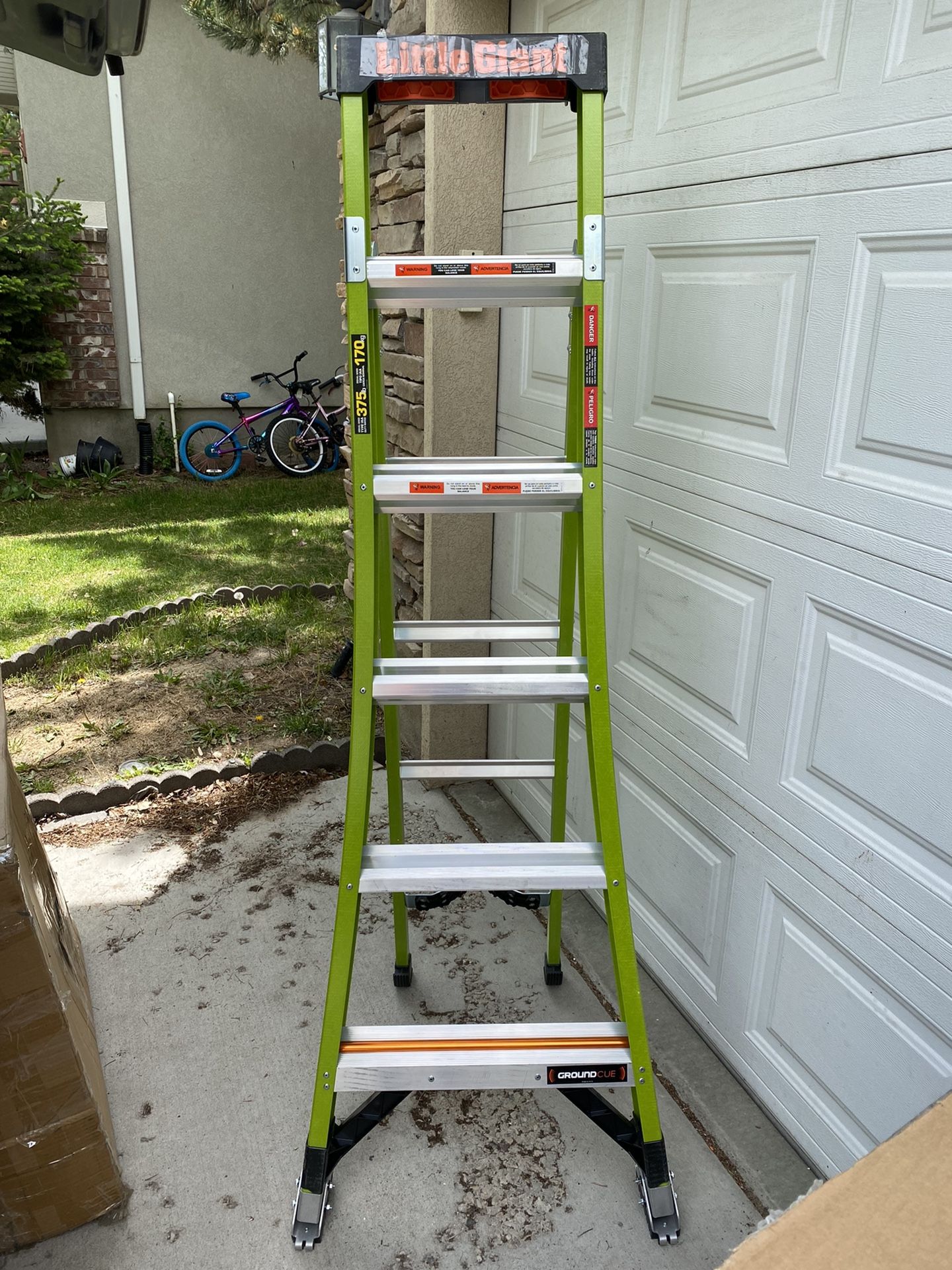 Brand new Little Giant Ladder Systems King Kombo 3-in-1 Ladder, 6 Ft, Green 375lb