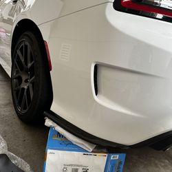  Dodge Charger Rear Bumper Corner Aprons