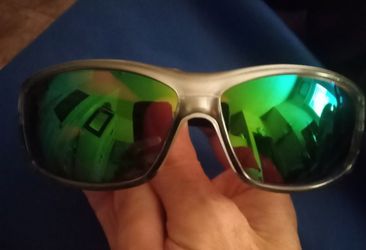 Like New With Awesome Silver, Grey Fade.   rc car