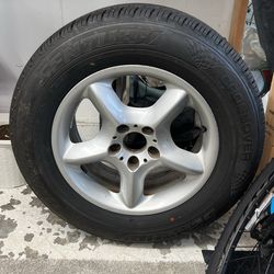 BMW  X5  Wheel Tire  Brand New Rubber Never Used !