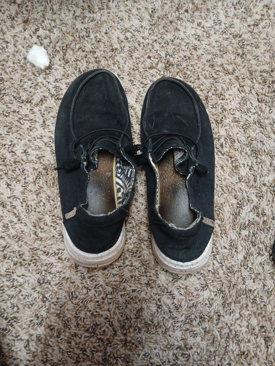 Women And Teen Shoes