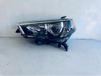 2014-2020 TOYOTA 4RUNNER LEFT SIDE HEADLIGHT HALOGEN OEM (489)